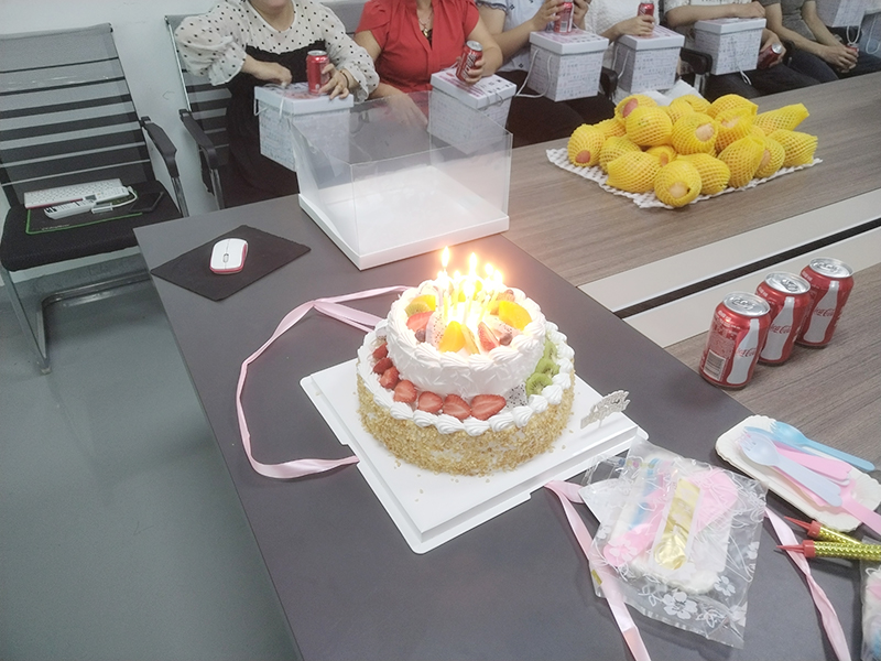 员工生日会|为爱而聚，感恩遇见