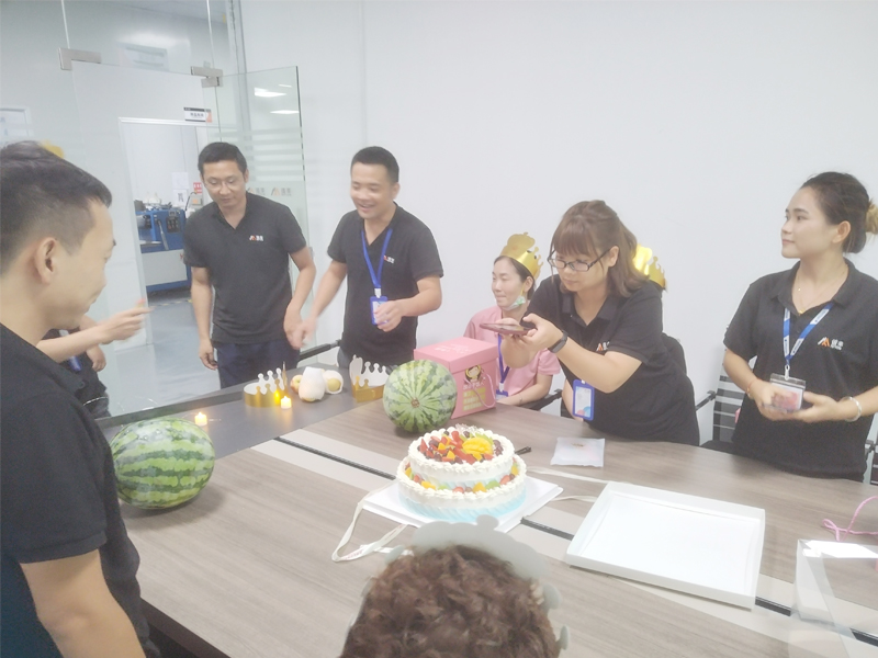 诺丰导热生日会现场|时光隽永,回忆绵长,诺丰导热以生日之名,共筑美好时光 诺丰导热生日会现场|时光隽永,回忆绵长,诺丰导热以生日之名,共筑美好时光